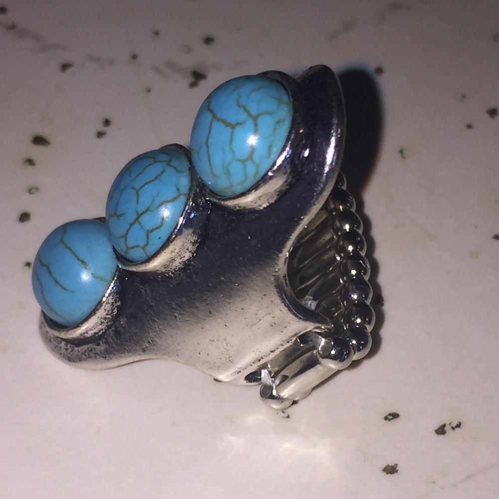 One Size Fits Most Stretchy Turquoise Silver Ring